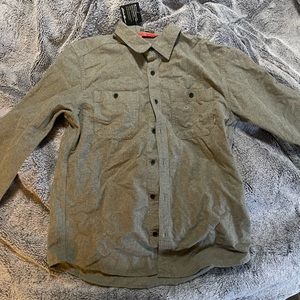 Men’s Eddie Bauer long sleeved shirt